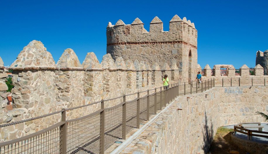 Fírbeda Defensive Tower, Spain